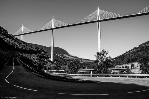 Millau%20Viaduct%20from%20below_1.jpg